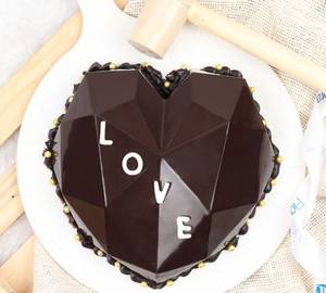 Love Heart Shape Chocolate Pinata Cake