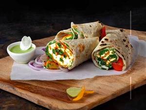 Tandoori paneer wrap