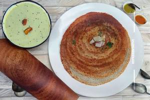 Butter onion masala dosa