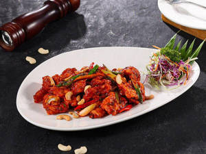 Red Chilli Fish With Cashew Nut