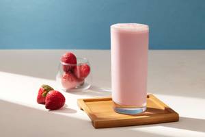 Strawberry Smoothie (Large)