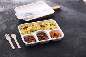 Egg Singapore Rice + Chicken Chilli Coriander Sauce + Kimchi Salad