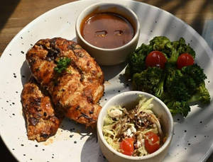 Grilled Chicken + Sauteed Broccoli.