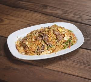 Chicken hakka noodles