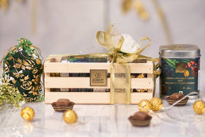 Pine Wood Bag Hamper