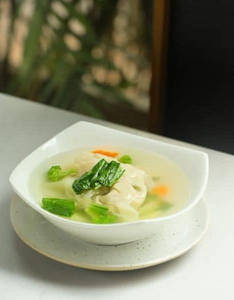 Wonton Clear Soup