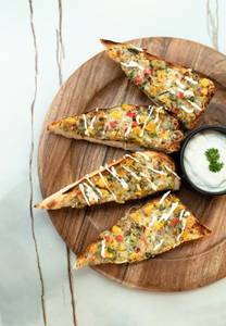 Godzila Garlic Bread (Serves 2)