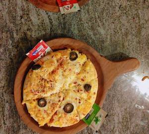 Corn Cheese Pizza