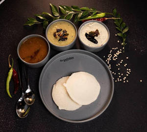 Idli 2pc