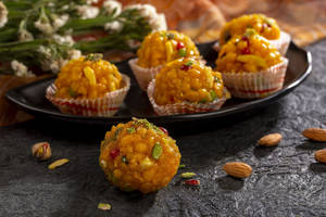 Desi Ghee Mewa Laddu