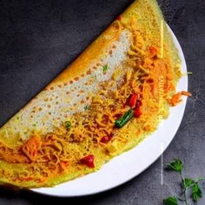 Cheese Onion Capsicum Dosai