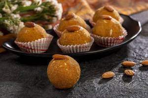 Panjiri Laddu Desi Ghee