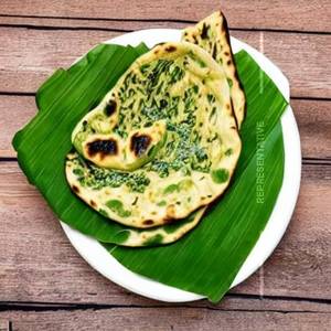 Palak Butter Naan