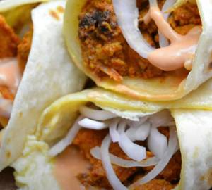 Double egg chicken roll