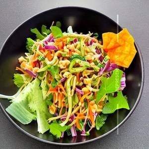 Spicy Thai Salad