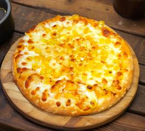 Golden corn pizza