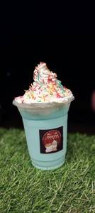 Rainbow vanila shake