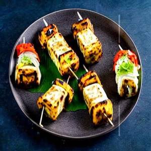 Tandoori Paneer Roll