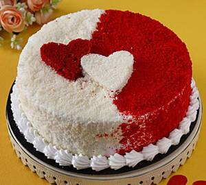 Vanilla Red Velvet Cake