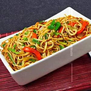 Veg Chilli Garlic Noodles Rice