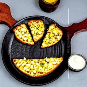 Cheese Paneer Corn Garlic Bread
