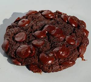 Double Chocolate Chip Cookie