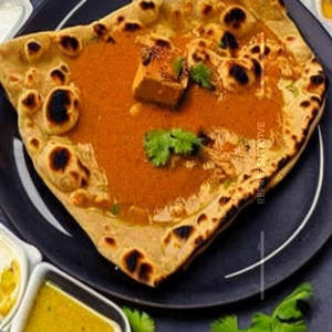Butter Chicken Baida Roti