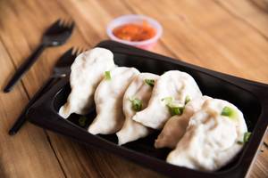 Soya Protien Steam Momos