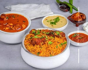 Chicken Tripple Schezwan Rice