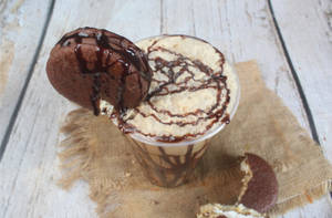 Cold Coffee With Choco Pie