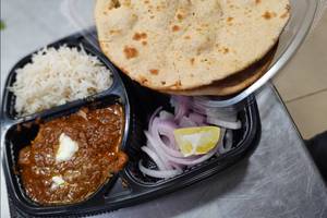 Butter Chicken with Rice and 2 Roti