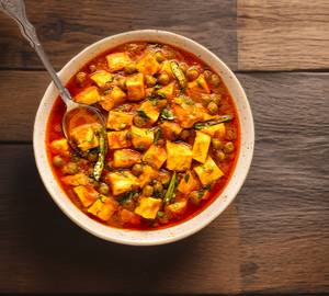 Matar Paneer