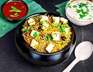 Paneer Mushroom Mix Veg Biriyani