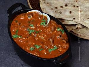 Mushroom Masala                                                         