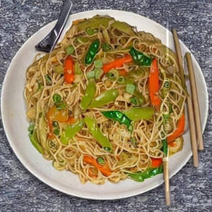Veg Cheese Cilly Garlic Noodle