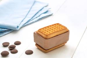 Milk Biki W/ Belgian Chocolate Ice Cream