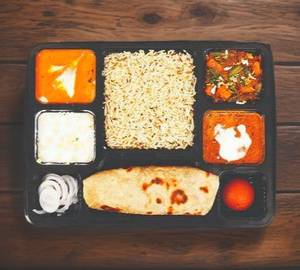 Handi Ki Special Veg Thali