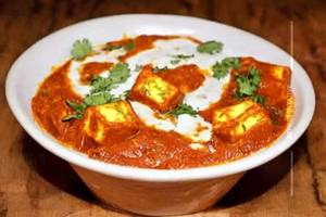 Paneer Kaju Curry