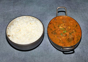 Kodigudu Royyala Pulusu With Plain Rice