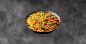 Veg Triple Schezwan Rice (gravy)