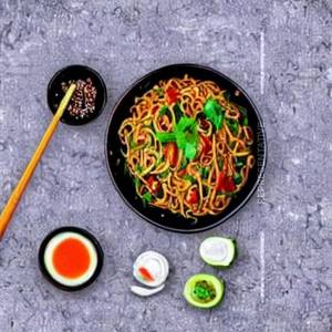 Veg Schezwan Noodles