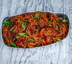 Veg Manchurian Noodles