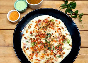 Onion Tomato Uttapam