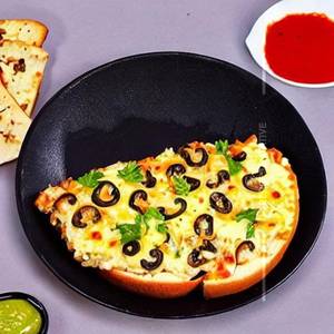 Mushroom Cheese Chilli Garlic Bread