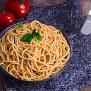 Spaghetty Pasta Creamy Souce