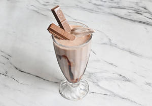 Kitkat Freak Shake