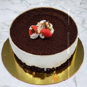 Chocolate Crunchy Cake [500 grams]                                                                                                