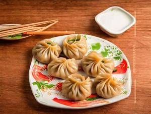 Veg Steam Momos [ 6 Pcs]