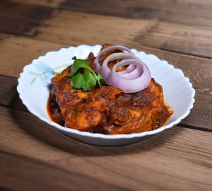 Chicken Kasha With Aloo [4 Pieces]
