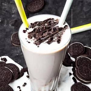 Oreo Milk Shake